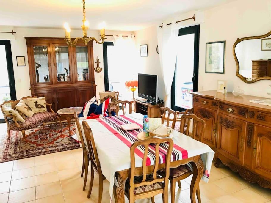 דירות Grand Duplex Familial Au Coeur De פרוס-גירק מראה חיצוני תמונה